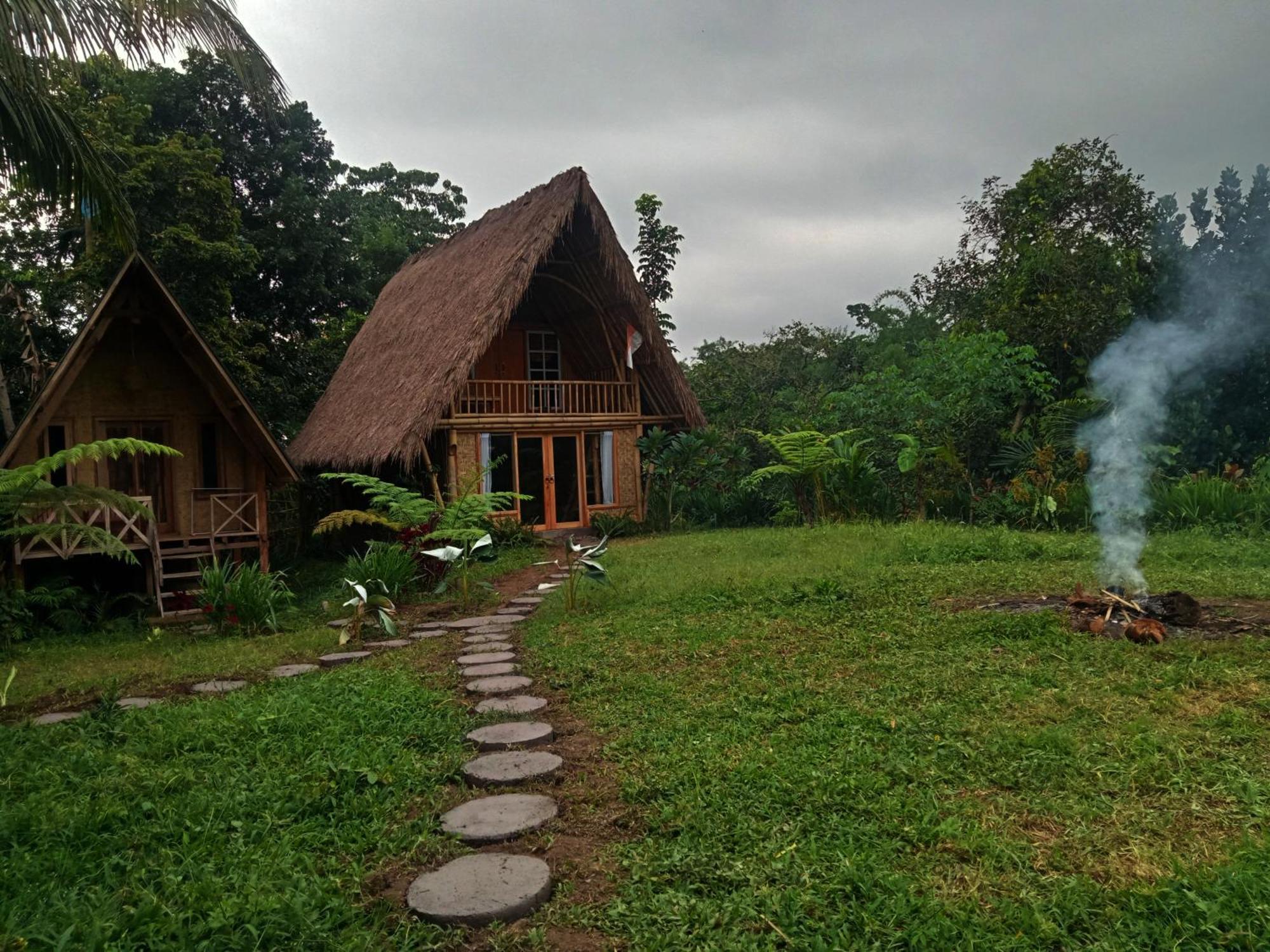 Girang Rinjani Bungalows Тетебату Номер фото